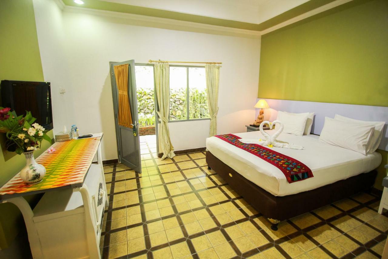 Sendok Hotel Mangsit Extérieur photo