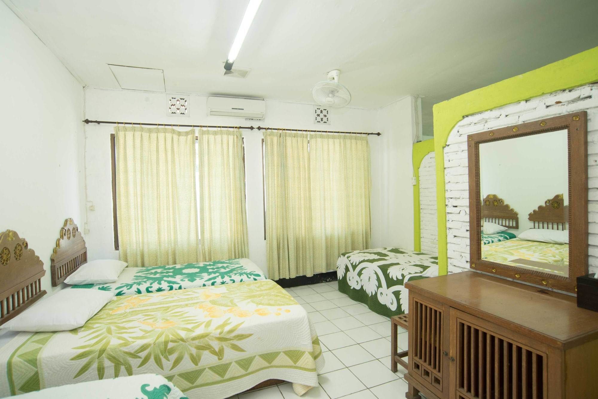 Sendok Hotel Mangsit Extérieur photo